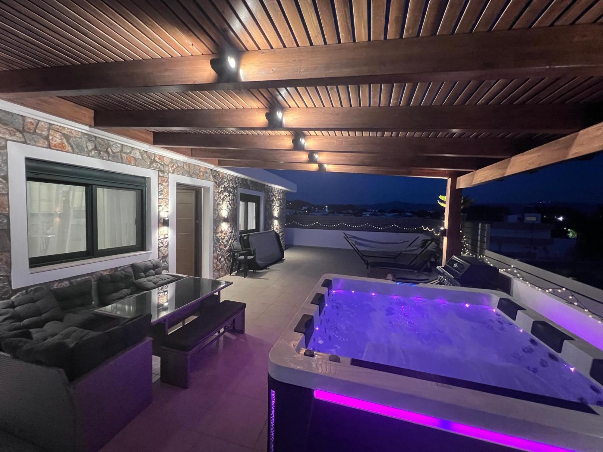 Odyssea Top View & Hot Jacuzzi Front Beach Kremasti  Exterior photo